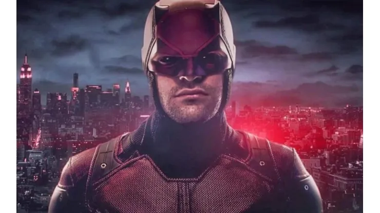 Charlie Cox como Daredevil