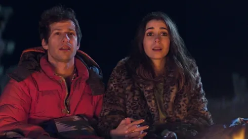 Andy Samberg y Cristin Milioti.
