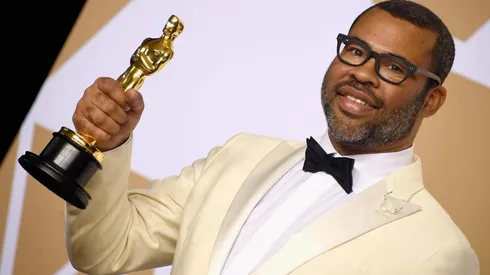 Peele con su Óscar por el guion de Get out.