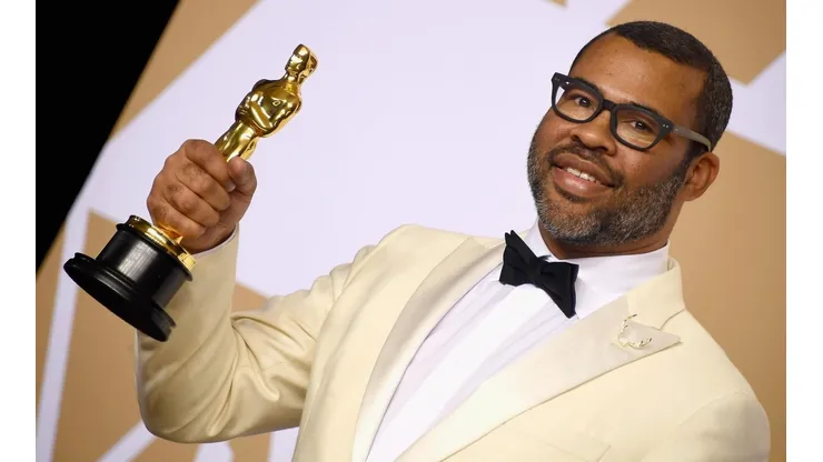 Peele con su Óscar por el guion de Get out.