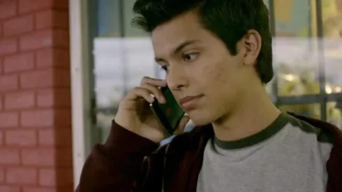 Xolo Maridueña como Miguel