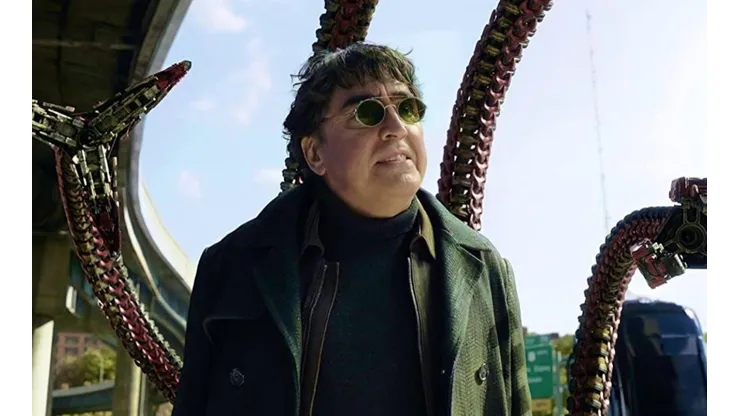 Alfred Molina personifica a Doctor Octopus en Spider-Man.