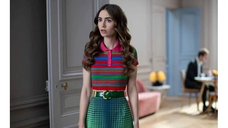 Lily Collins protagoniza el éxito de Emily in Paris.