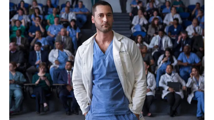 La temporada 4 de New Amsterdam ya tiene fecha de estreno en Latinoamérica y no se verá por Netflix.