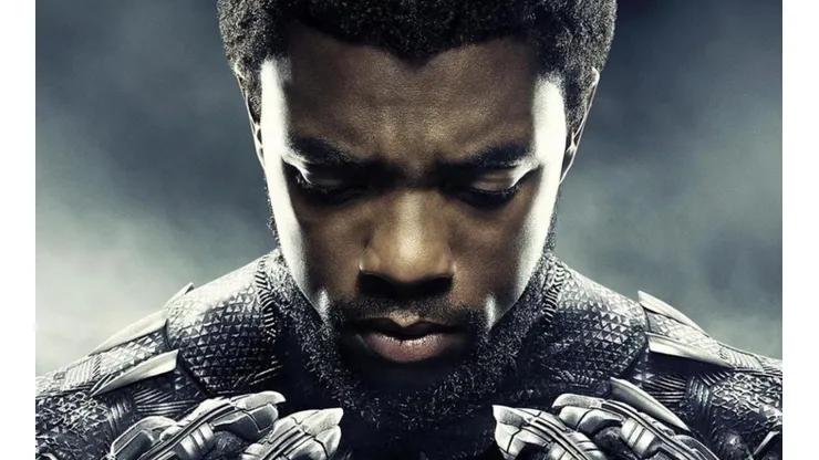 Chadwick Boseman como Black Panther