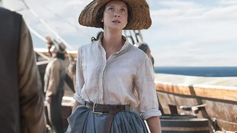 Caitriona Balfe como Claire Fraser