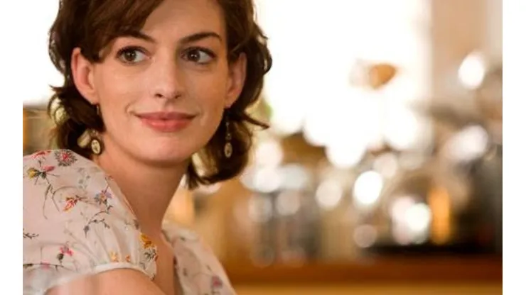 Anne Hathaway protagonizó One Day, disponible en Netflix.