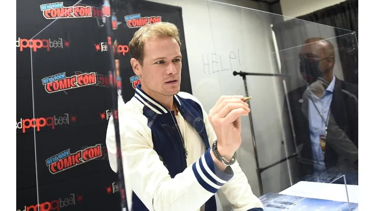 Sam Heughan