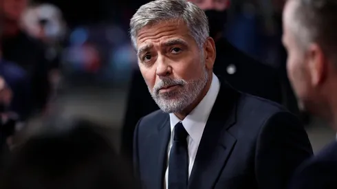 George Clooney tiene 60 años.