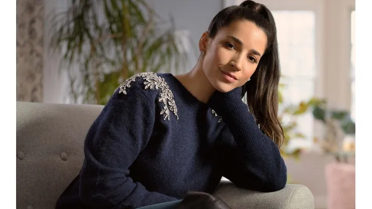 Aly Raisman presenta su documental De la oscuridad a la luz.