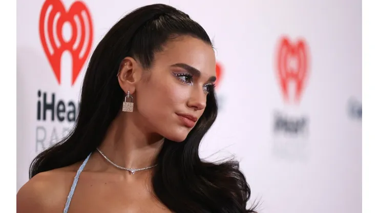 Dua Lipa inicia un nuevo proyecto lejos de la música.