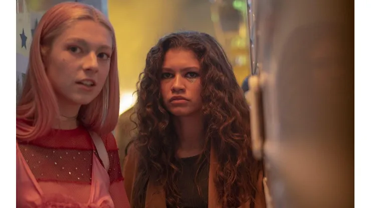 Jules y Rue protagonizaron un episodio extra cada una.