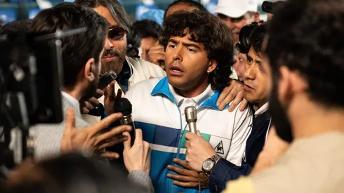 Nazareno Casero interpreta a Diego Maradona en Sueño Bendito.