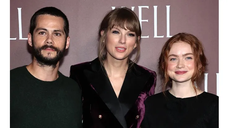 Dylan O’Brien, Taylor Swift y Sadie Sink en la premiere de All Too Well