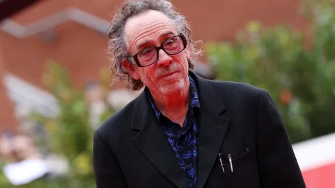 Tim Burton tiene 63 años.