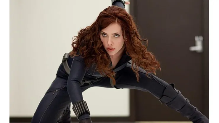Scarlett Johansson como Black Widow