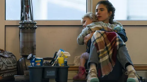 La serie es protagonizada por Margaret Qualley.