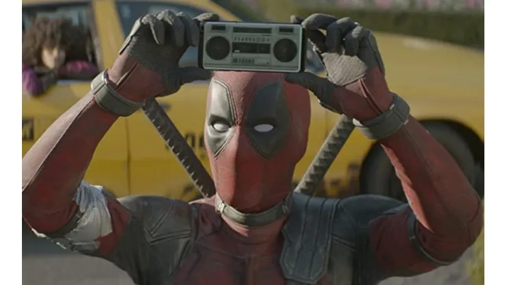 Ryan Reynolds como Deadpool.
