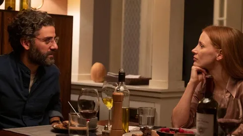 Jessica Chastain y Oscar Isaac en Secretos de un Matrimonio.