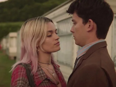 ¿Emma Mackey ghosteó a Asa Butterfield?