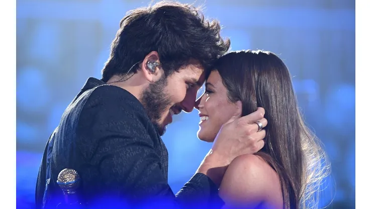 Sebastián Yatra y Tini Stoessel
