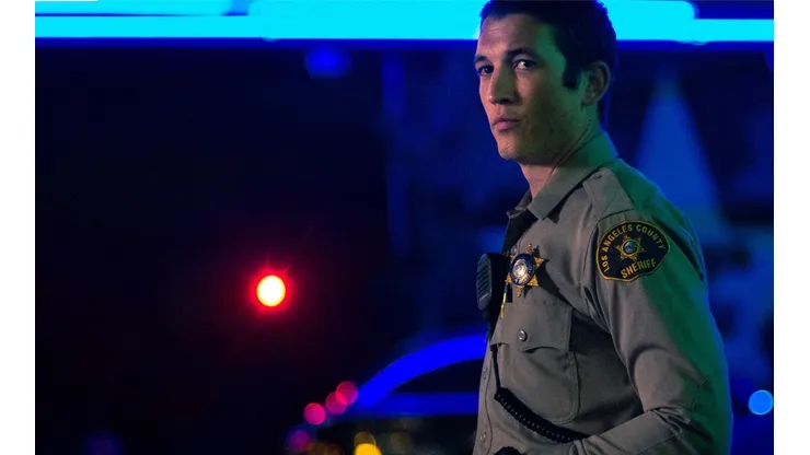 Miles Teller interpreta a Martin Jones.