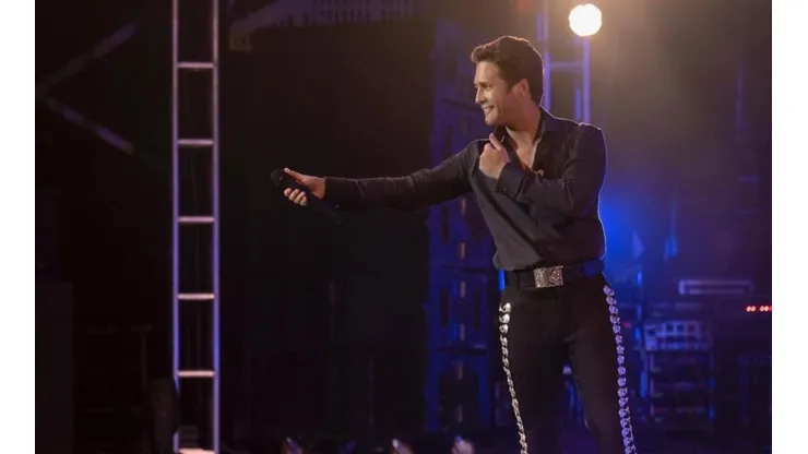 Diego Boneta en la piel de Luis Miguel