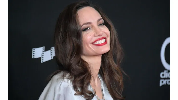 Angelina Jolie rompe un récord en Instagram que le pertenecía a Jennifer Aniston.