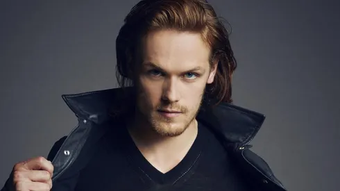 Sam Heughan descansa de Outlander y vuelve a mostrar sus dotes físicos.