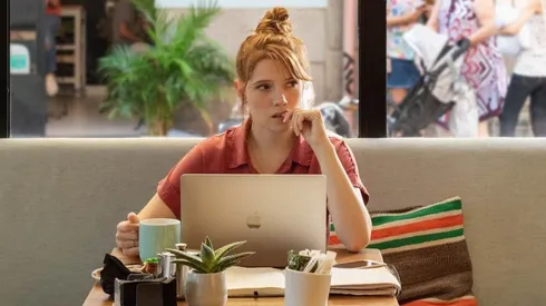 ¿A qué hora se estrena la segunda temporada de Valeria en Netflix?