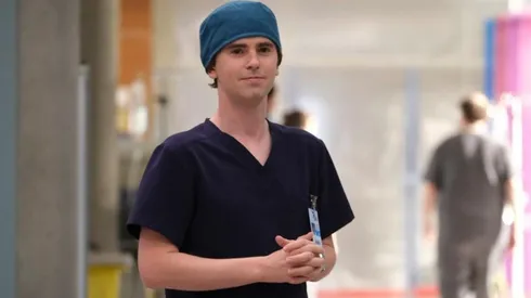 Freddie Highmore es The Good Doctor
