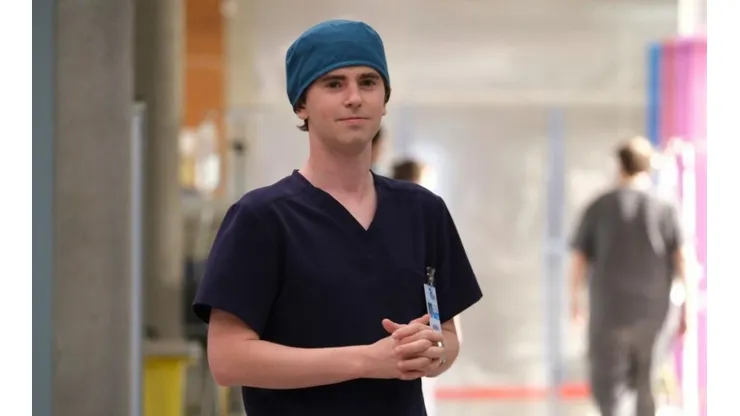 Freddie Highmore es The Good Doctor