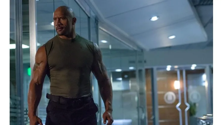 ¡Dwayne Johnson a favor del baño!