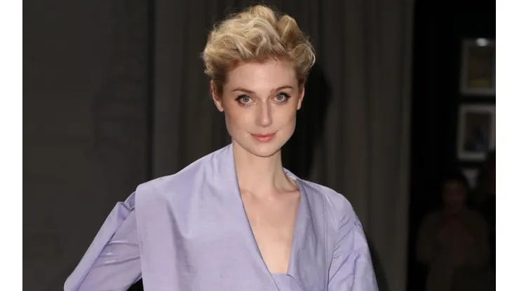 Es igual: filtran la primera foto de Elizabeth Debicki como Lady Di con William y Harry en The Crown 5.