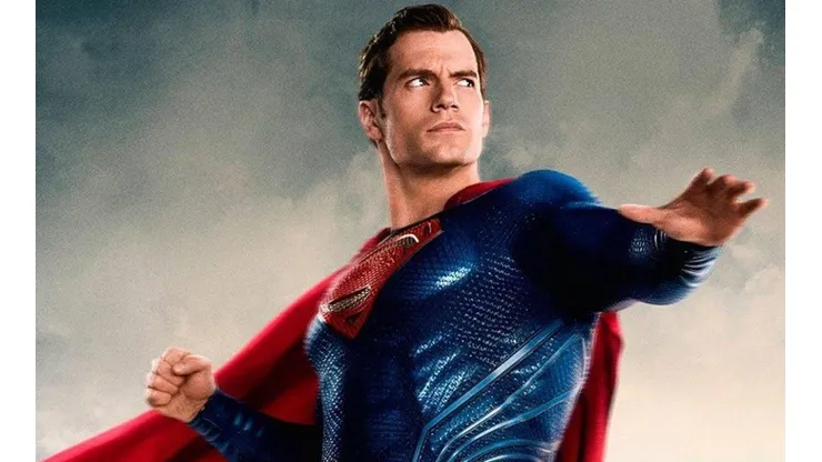 Aunque Warner Bros. no lo quiera: un actor de DC quiere a Henry Cavill como Superman.