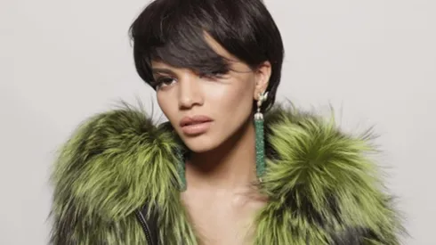 ¡Leslie Grace es Batgirl!