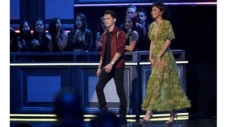 Zendaya se burla de Tom Holland en Twitter y luego se arrepiente
