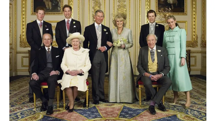 10 tradiciones de cumpleaños de la realeza británica que The Crown no te mostró.