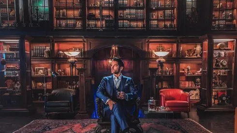 Tom Ellis como Lucifer