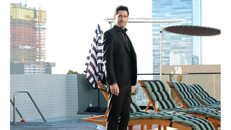 Tom Ellis como Lucifer