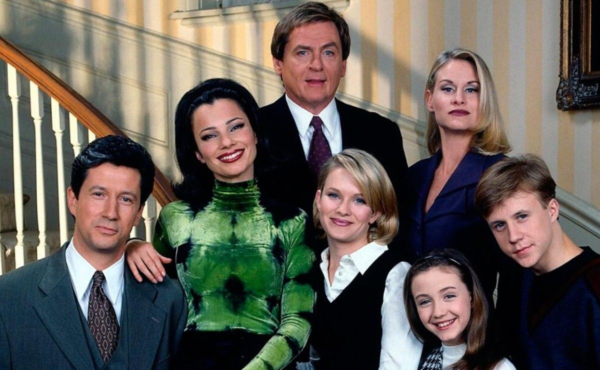 El inesperado conflicto en el elenco de La Niñera por un actor de Stranger Things