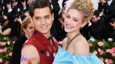 ¿Una indirecta? La reacción de Lili Reinhart luego de que Cole Sprouse presentara a su nueva novia.