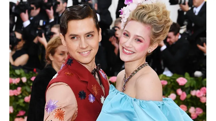 ¿Una indirecta? La reacción de Lili Reinhart luego de que Cole Sprouse presentara a su nueva novia.