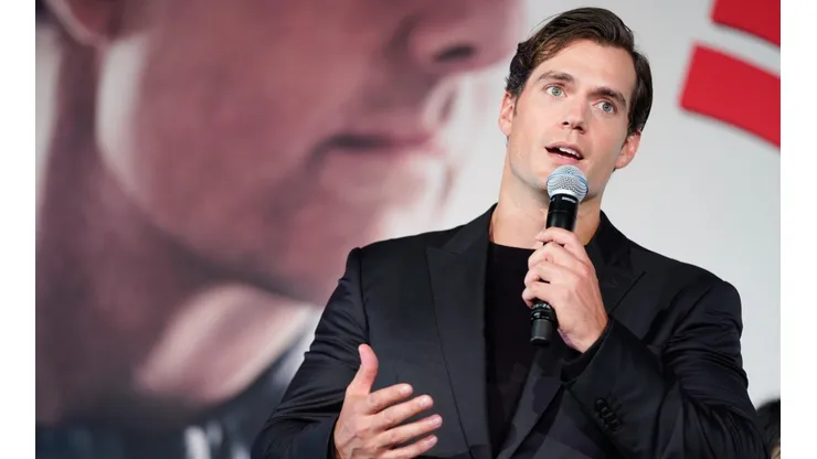Warner Bros dio marcha atrás y planea una última función para Henry Cavill