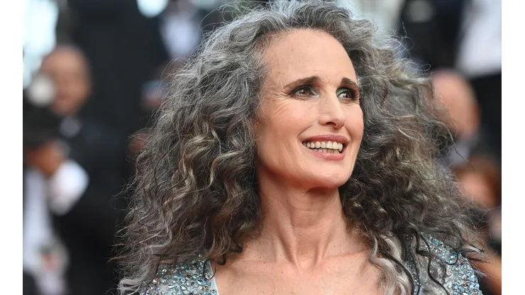 Las famosas que se atreven a mostrar su cabello al natural