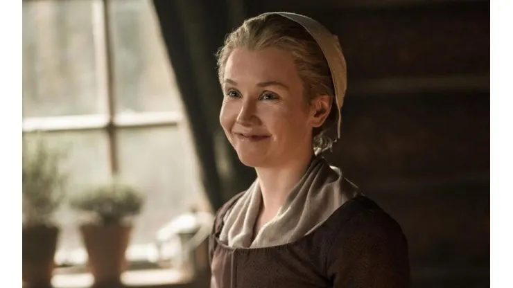 Lauren Lyle como Marsali