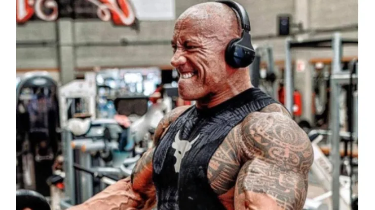 Dwayne Johnson entrenando para Black Adam.