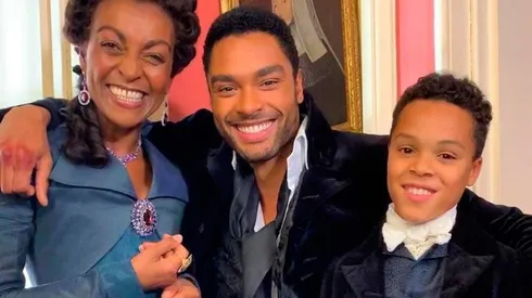 Shonda Rhimes extendió su acuerdo con Netflix, pero se aleja de Bridgerton