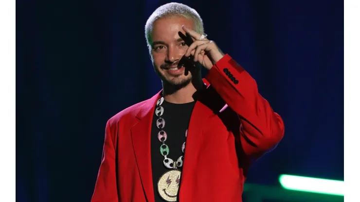 Cómo y a qué hora ver a J Balvin en el HeadStream de TikTok.
