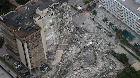 El derrumbe del edificio tuvo lugar a las 2.A.M. de Miami (Foto: Getty Images)